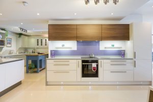 searle-taylor-ropley-showroom-accent-colours
