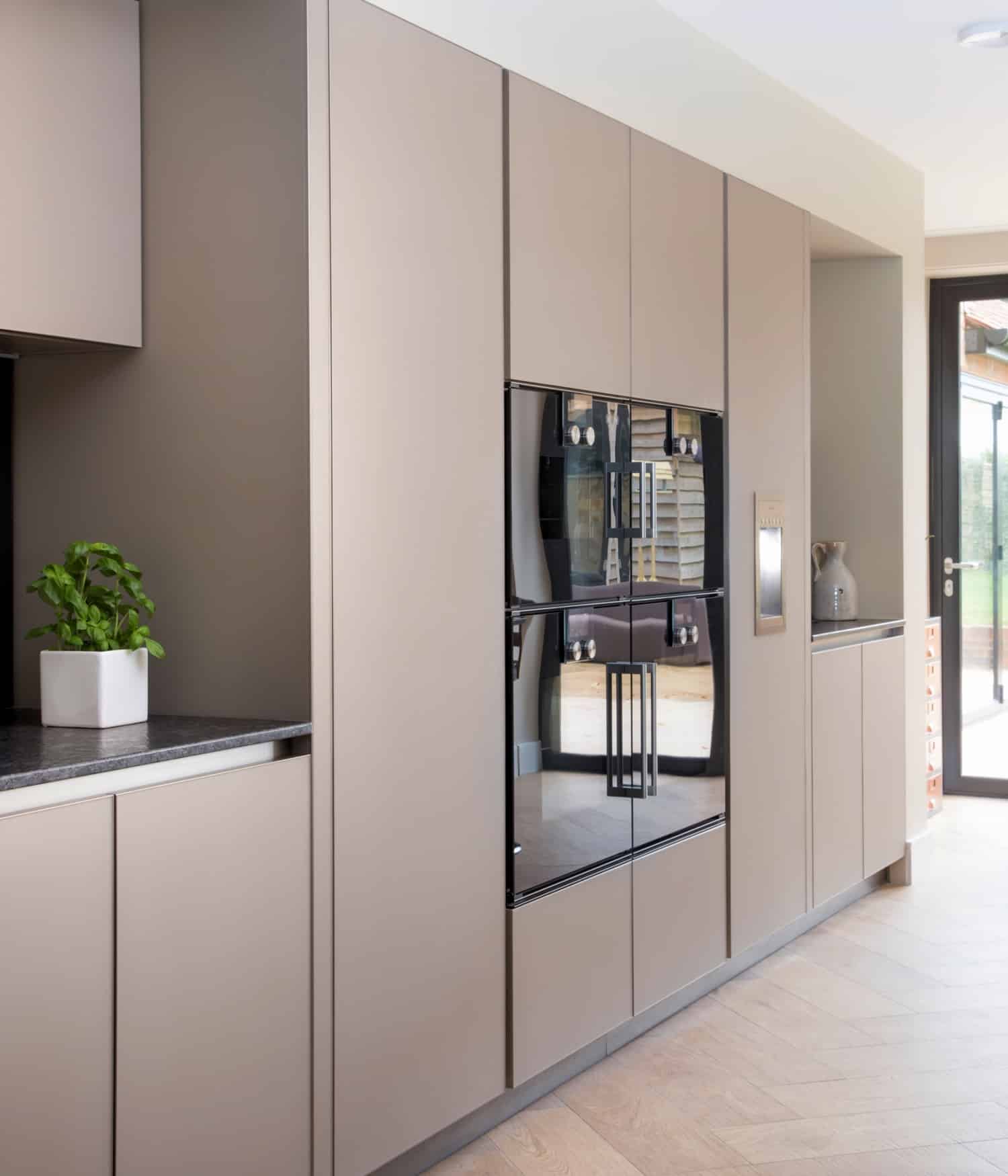 Handleless Kitchens